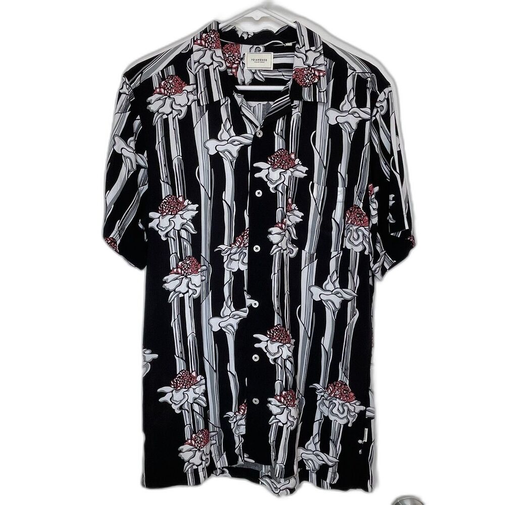 7Diamonds Mens Button Down Floral Rayon Shirt Size M